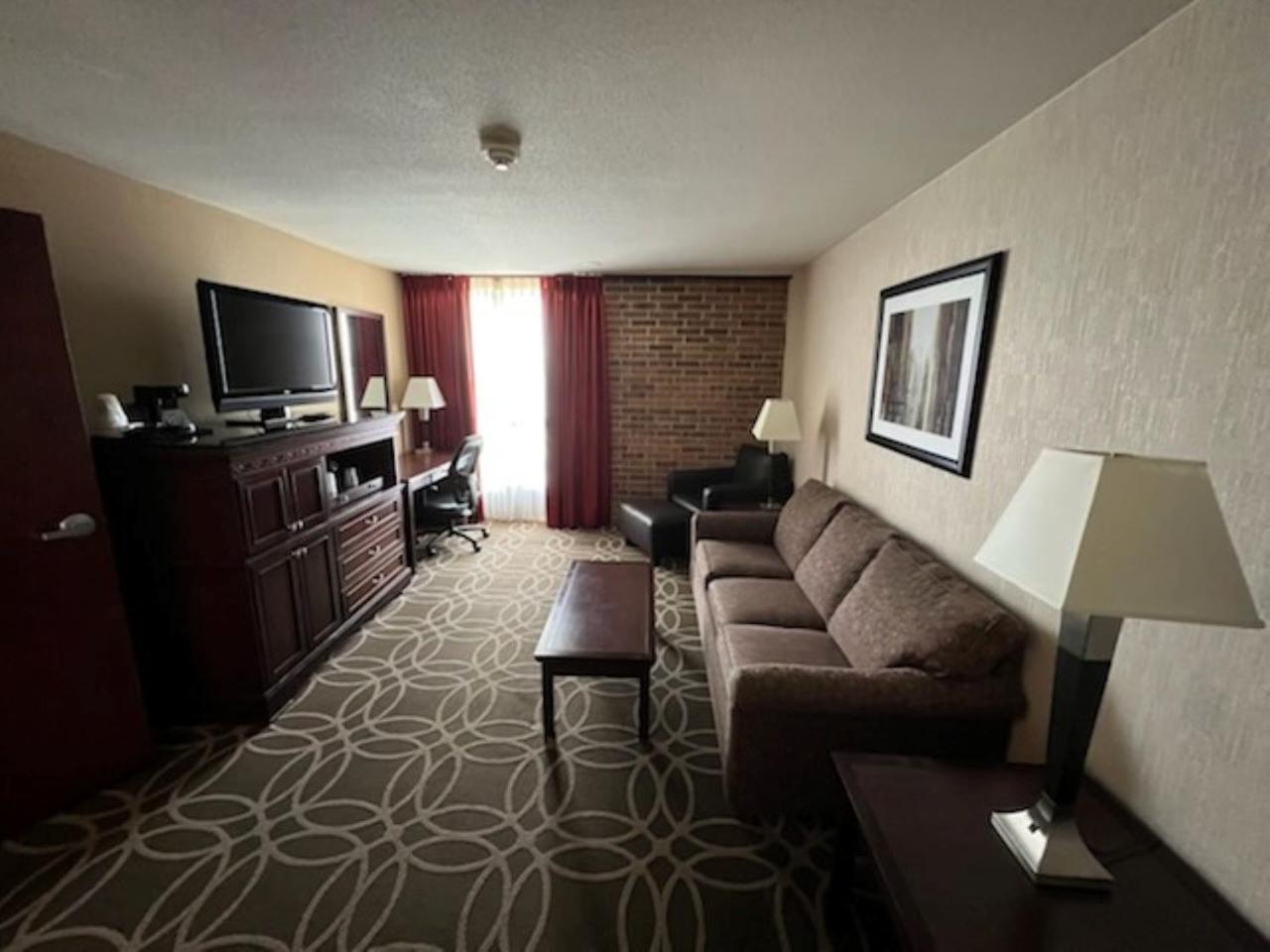 Hotel Lotus Kansas City Merriam Buitenkant foto